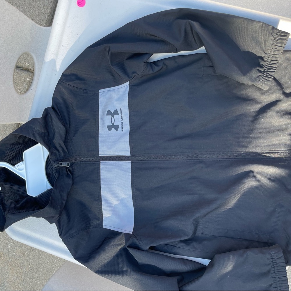 Under Armour Black and Light Gray Windbreaker